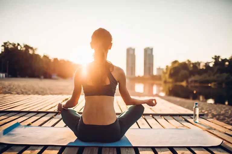 How to Reduce Cortisol Levels – The Science-Based Approach That Actually Works
