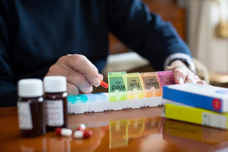 10 Benefits of Automatic Pill Dispensers